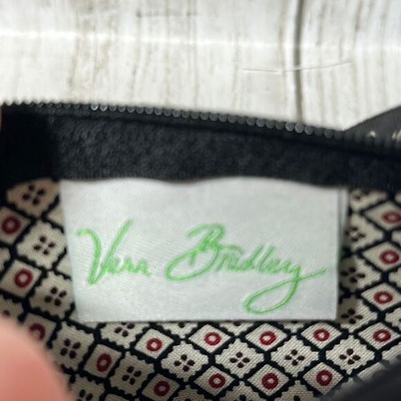 Vera Bradley Classic Black Zip ID Case NEW with tags - Picture 5 of 5